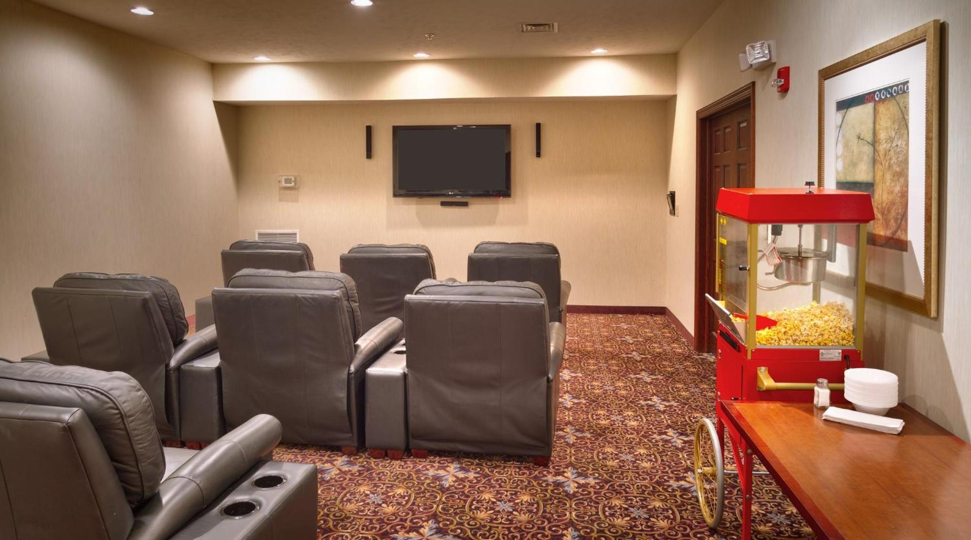 Staybridge Suites Omaha 80Th And Dodge By Ihg Ngoại thất bức ảnh
